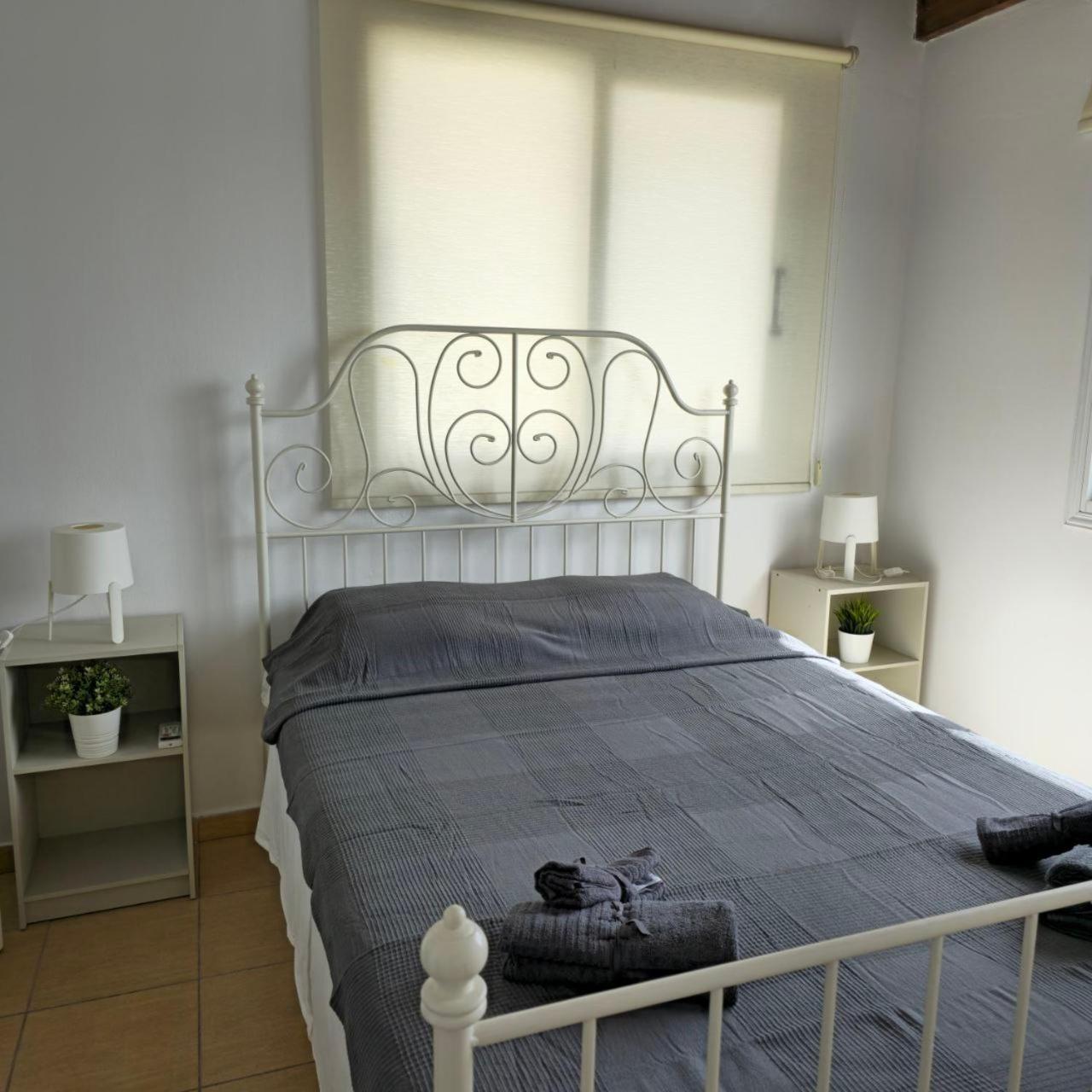 Merab Holidays Apartments Fa213 Ajía Nápa Kültér fotó