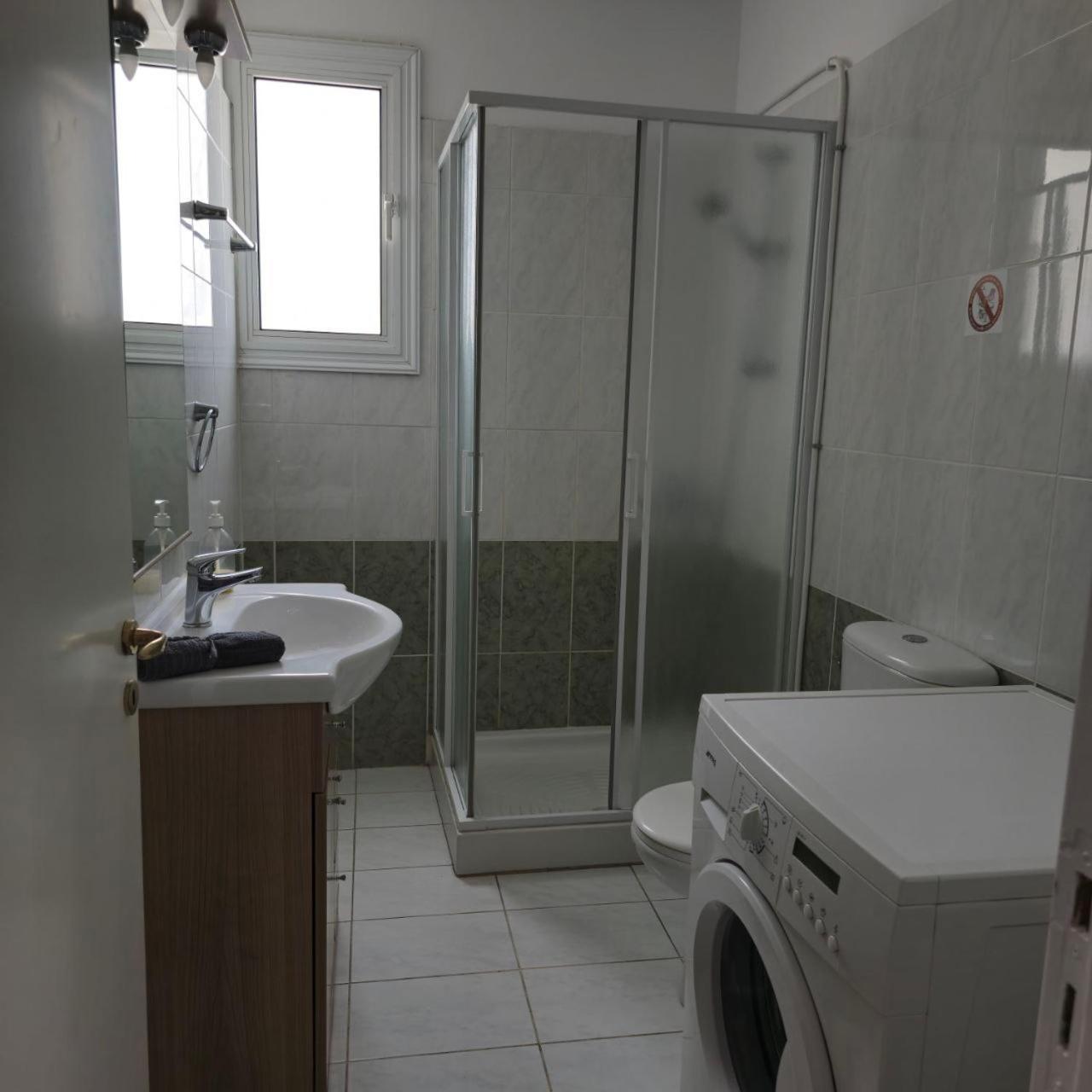 Merab Holidays Apartments Fa213 Ajía Nápa Kültér fotó